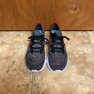 Nike Men’s Epic React Flyknit 2 Running Shoes